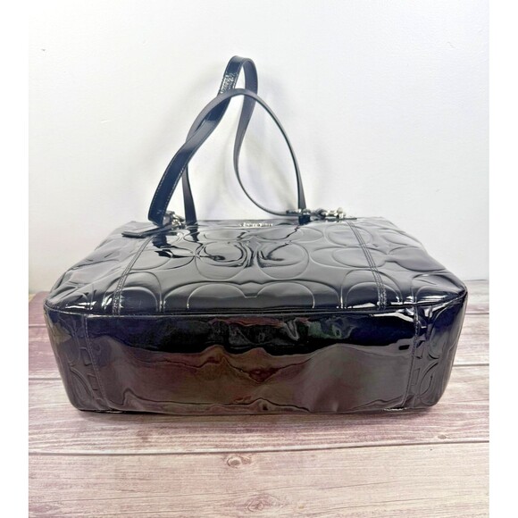 COACH F17729 Tote bag Enamel Leather Embossed C East West Gallery EXCELLENT - Picture 5 of 16